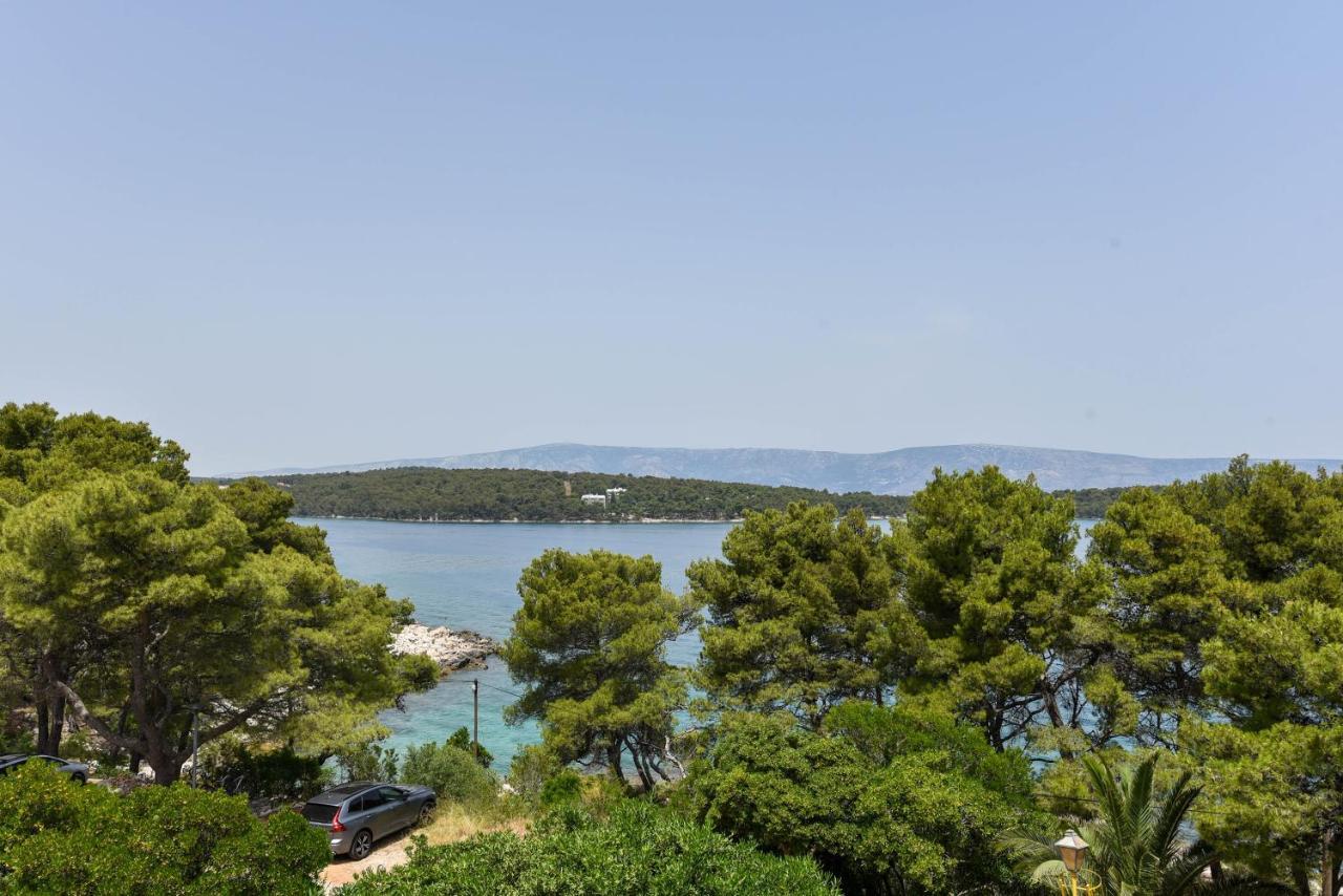 Lazaneo Seafront Apartments, イェルサ エクステリア 写真